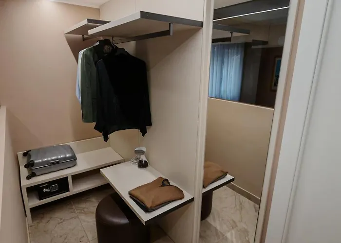 Effe4 Lovely 4* בארי