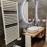 Effe4 Lovely Bed & Breakfast 4*