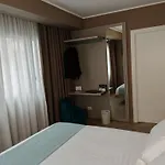 Effe4 Lovely Bed & Breakfast Bari