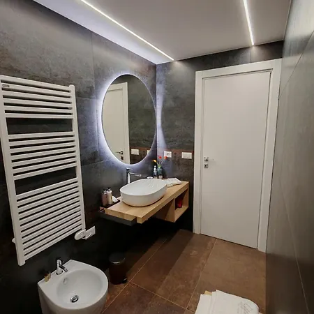 Effe4 Lovely 4*