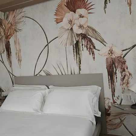 Effe4 Lovely 4*